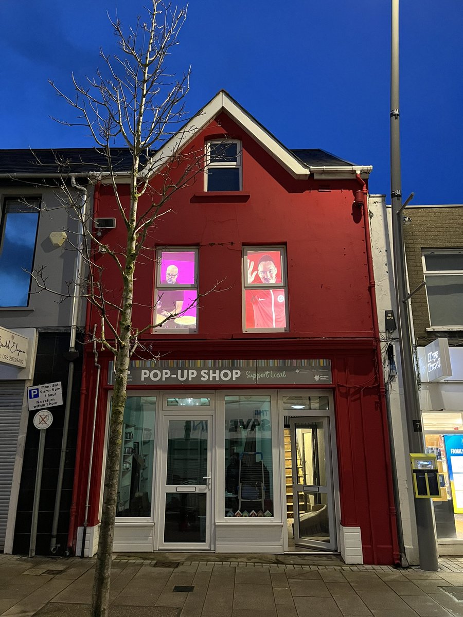 c21Theatre's tweet image. Last night of the #LivingWindows in Larne tonight and what a project - bringing windows alive in the streets &amp;amp; bringing the community into the town centre.  Thanks to @mea_bc @MEAcouncilevent @ArtsCouncilNI &amp;amp; all our participants.  #communityengagement #publicart