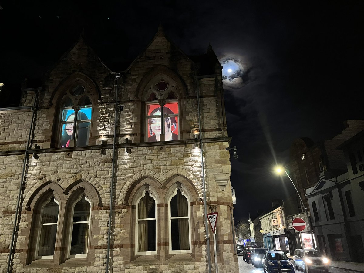 c21Theatre's tweet image. Last night of the #LivingWindows in Larne tonight and what a project - bringing windows alive in the streets &amp;amp; bringing the community into the town centre.  Thanks to @mea_bc @MEAcouncilevent @ArtsCouncilNI &amp;amp; all our participants.  #communityengagement #publicart