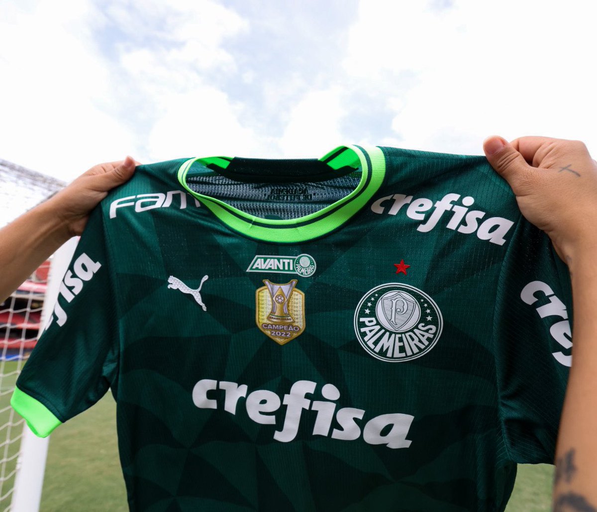 #UmaAcademiaInspiraAOutra 💚

Garanta a nova camisa I do #MaiorCampeãoDoBrasil na Palmeiras Store ➤ bit.ly/40bc8Bx

#AvantiPalestra #PALxSAN