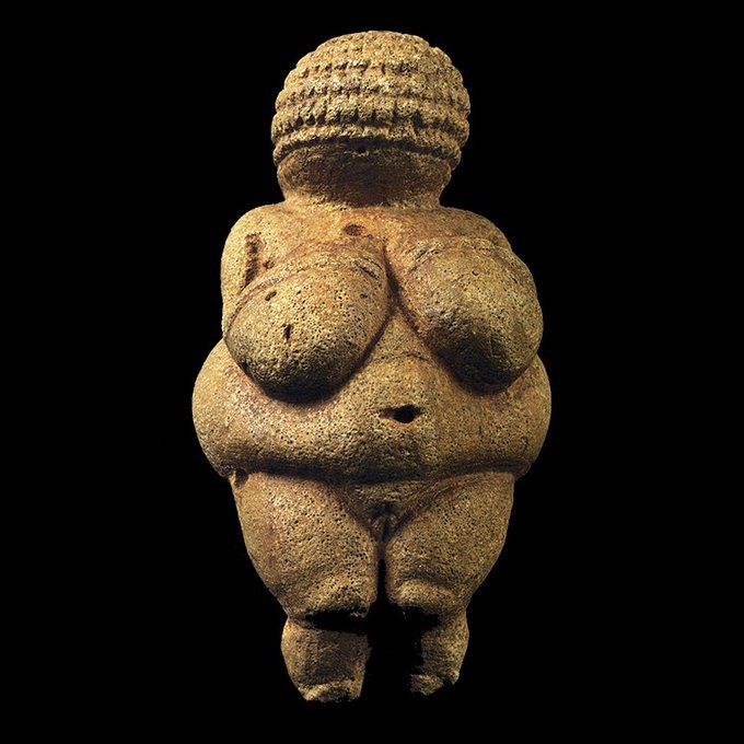 Thinking about the Venus of Willendorf statue and how some scholars believe it is a woman&rsquo;s self portrait<a href="/tag/cosplay"class="tags"><span>#cosplay</span></a><a href="/tag/overwatch"class="tags"><span>#overwatch</span></a><a href="/tag/cosplayersunder1k"class="tags"><span>#cosplayersunder1k</span></a>