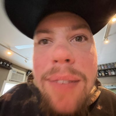 calebwarn's tweet photo. #NewProfilePic https://t.co/rUMGHFn8k5