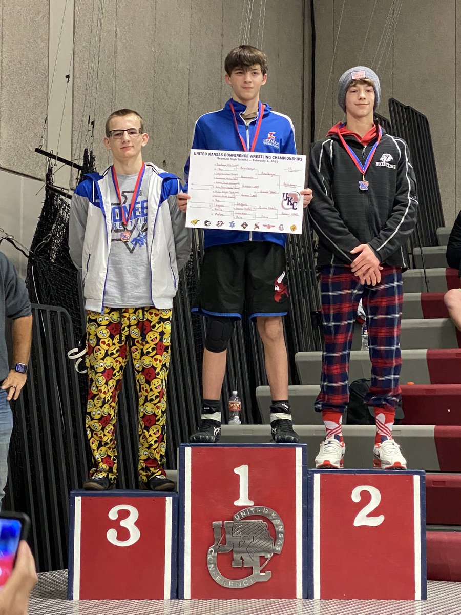Jacob Garner places 3rd at 113lbs at the <a href="/UnitedKSConf/">UKC</a> wrestling championships!! <a href="/mikekoontzLVAD/">Michael Koontz</a> <a href="/PeteTweets453/">Leavenworth USD 453</a>