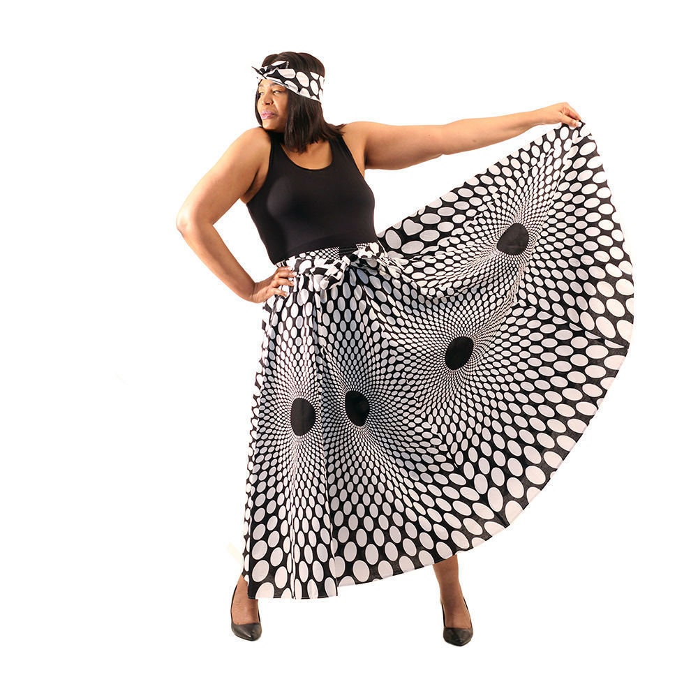 shadesofafricaj's tweet photo. Excited to share the latest addition to my #etsy shop: Black and white Polka Dot Maxi Skirt https://t.co/9bjWEfuRrB #skirt #womenskirt #blackandwhite #polkadotskirt #africanprintskirt #patternskirt #whiteskirt #wideskirt #flareskirt https://t.co/IoTmCfip4w