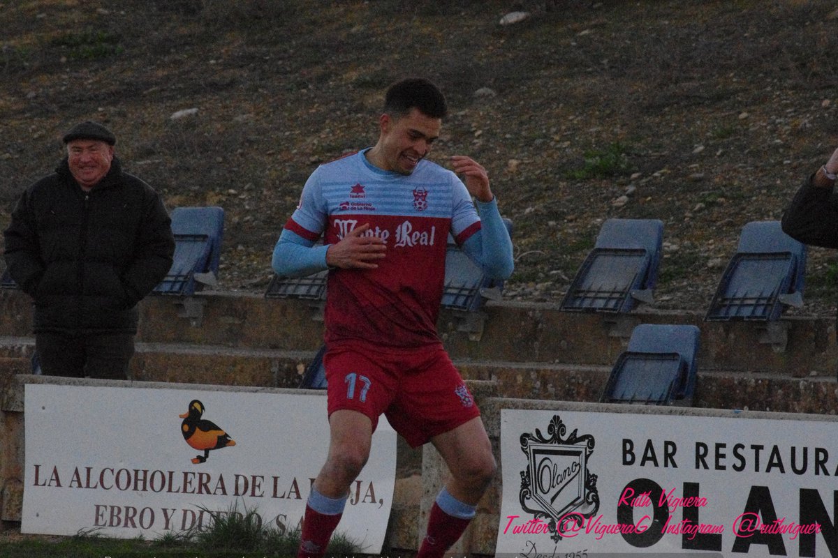 Imágenes de hoy en Las Viñas, Cenicero, victoria en casa con tres puntitos más...
Vamos!💪💪⚽⚽
<a href="/cdcenicero/">C.D. Cenicero</a>             2
<a href="/aupariver/">RIVER EBRO</a>  "B"        1
A seguir trabajando chicos!!!