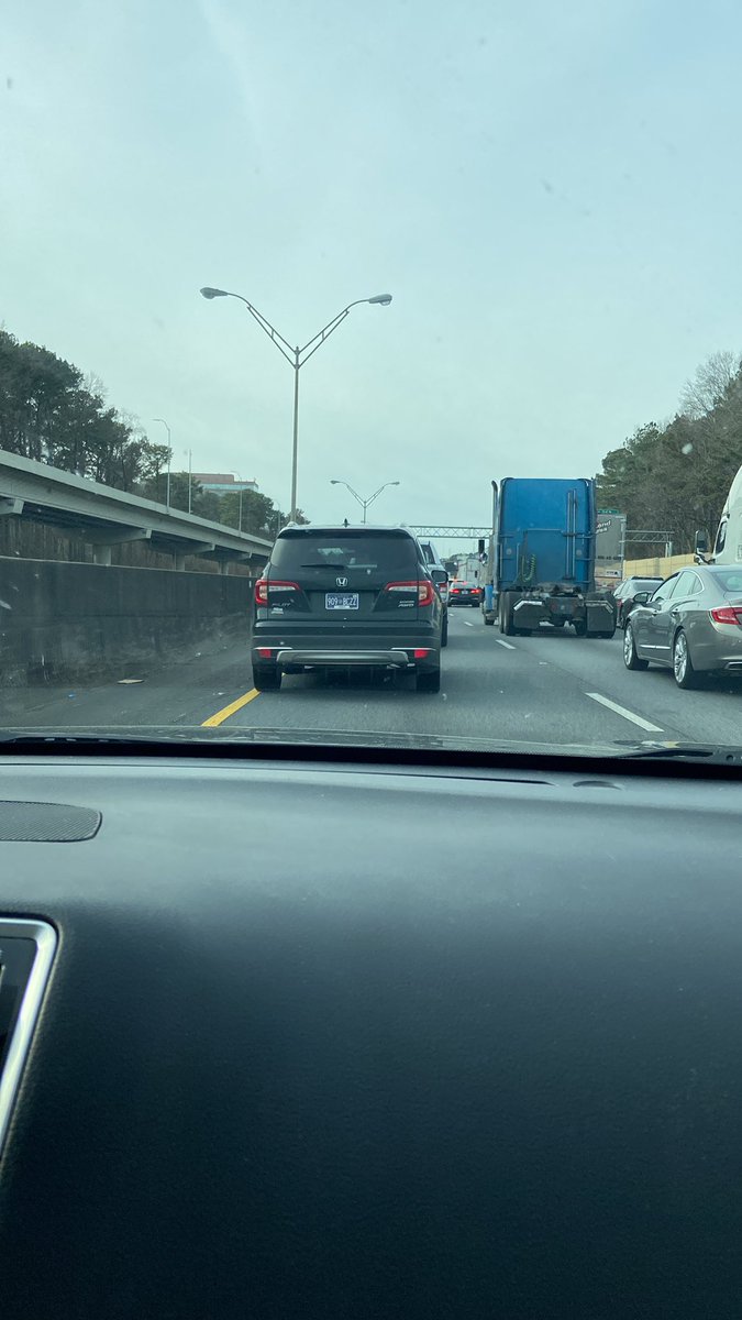 AlexSchmock's tweet photo. Traffic traffic traffic gotta shit and piss. Shit ass state https://t.co/6U4oUzcsN2