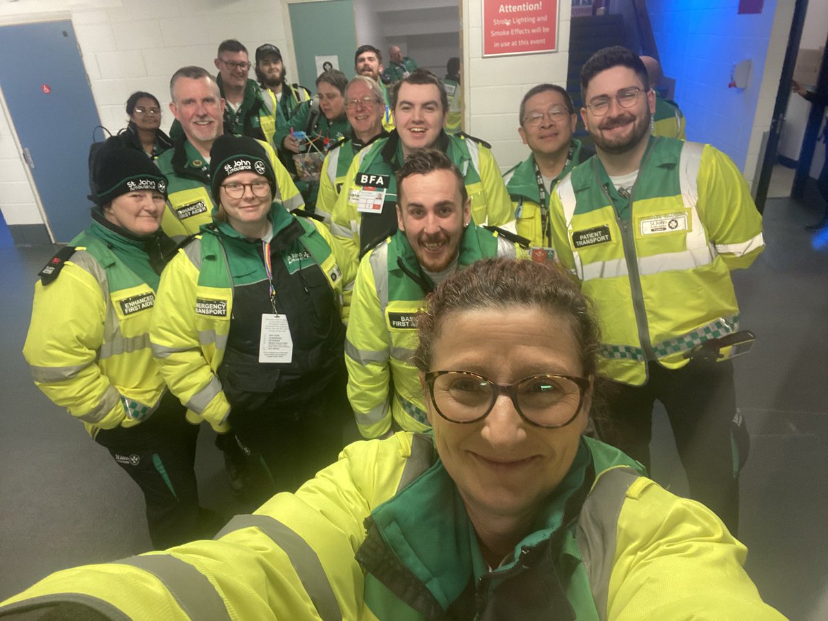 SJACMaisieSloan's tweet photo. @SJACymru @SJAC_Leigh @SJAC_Rich @SJAC_Daz  Thank you to all our amazing volunteers who have given up their time today to work in collaboration with #teamwast and #principalitysta  to keep our community safe whilst enjoying the rugby. Great work everyone 💕 https://t.co/V9nQDVru8T