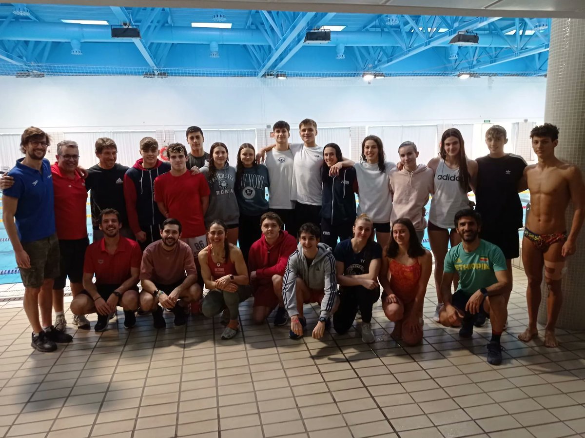 #natacion Abel Girón,Alex Nurminen,Pablo Vargas, Paula agudo, Elena Liarte, y Jose Romacho (téc FAN) han participado en jdas de entrenamiento en el CAR de S.Nevada, en un programa enmarcado en el U-swim project dirigido por Santi Veiga (téc RFEN). Gracias por el trabajo realizado