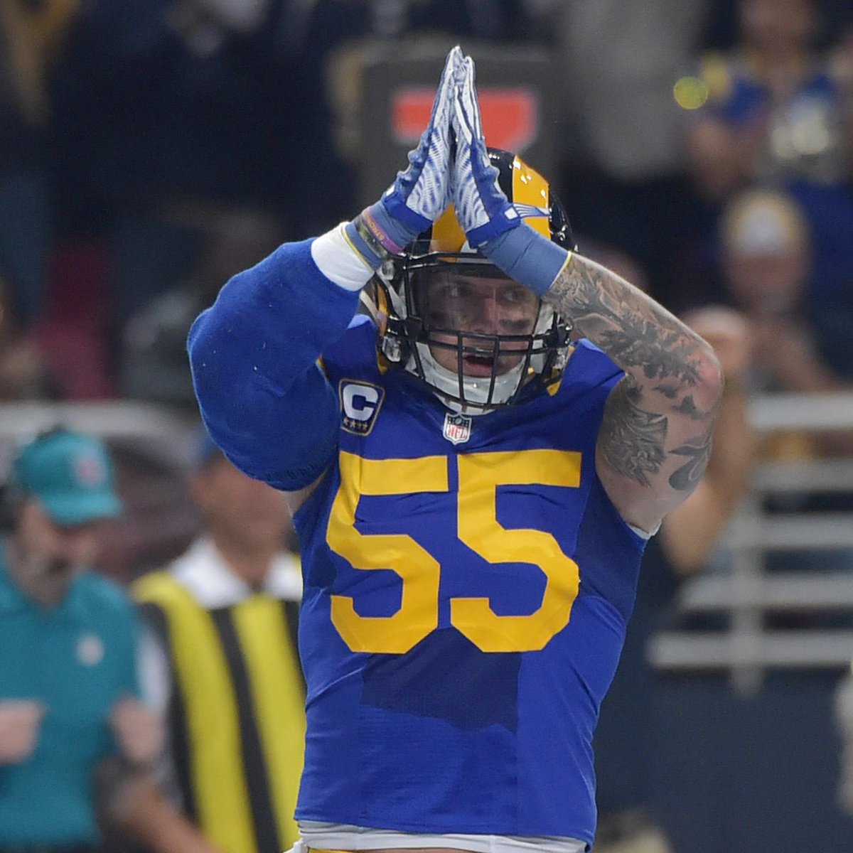 RamsTapes's tweet photo. Started in all 112 games as a Ram 
854 tackles 
49 TFL’s 
10 INT’s 
40 QB hits (@JLaurinaitis55) 🐏
Don’t forget about him, Ram for life. https://t.co/HOSMAzzW4c