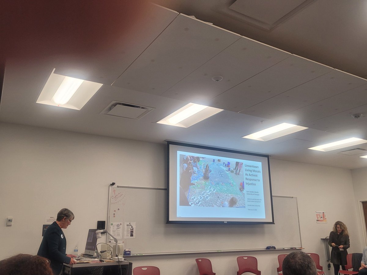UGA Prof Dr. Lynn Sanders-Bustle presents on the Linnentown Urban Renewal project, a project done in collaboration with @UGASOCIALWORK @janemcphers at Art n Ed for Social Justice Conference