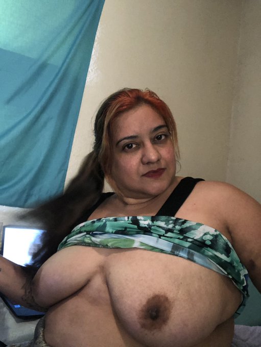 Recovering from ACL reconstruction surgery but please check out my shop for milf fetish roleplay clips<a href="/tag/bbw"class="tags"><span>#bbw</span></a><a href="/tag/outdoornude"class="tags"><span>#outdoornude</span></a>