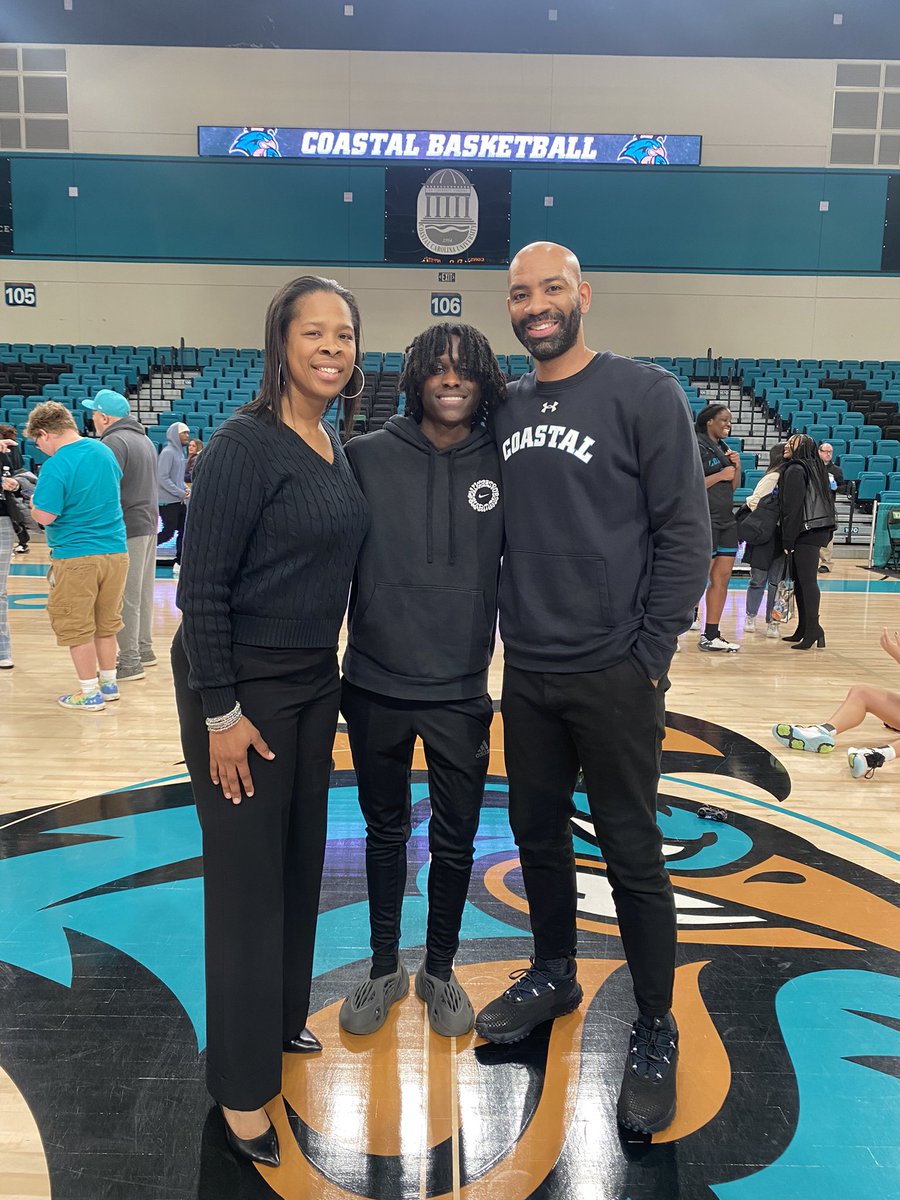 Thank you <a href="/CoastalWBB/">Coastal Women’s Basketball</a> and staff for welcoming me this weekend on a great visit! Me and my coaches enjoyed it #gochanticleers💙