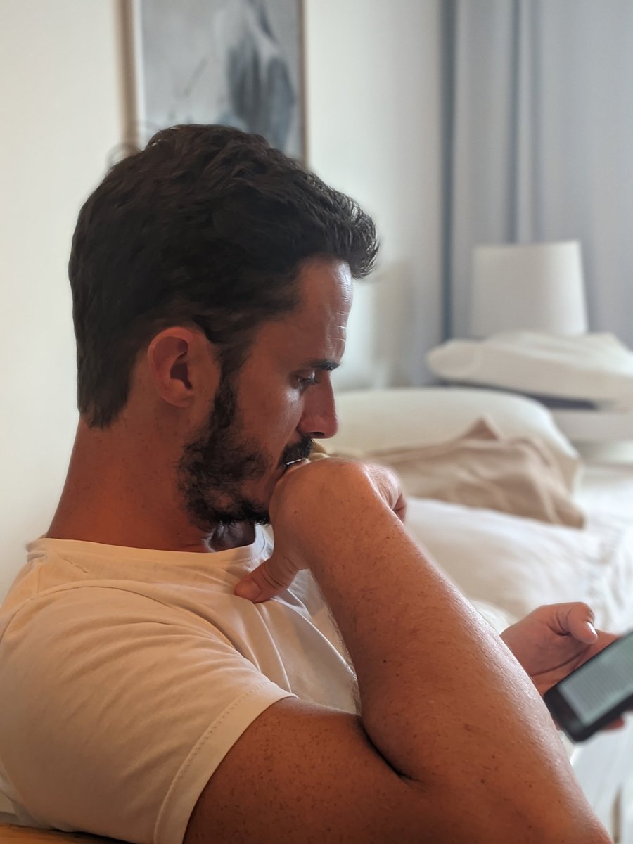 Que hace marido en vacaciones? Lee papers para armar un hilo.. 😂😂🙏.. 
<a href="/josephmjauregui/">José Jáuregui 🐄🍀</a>