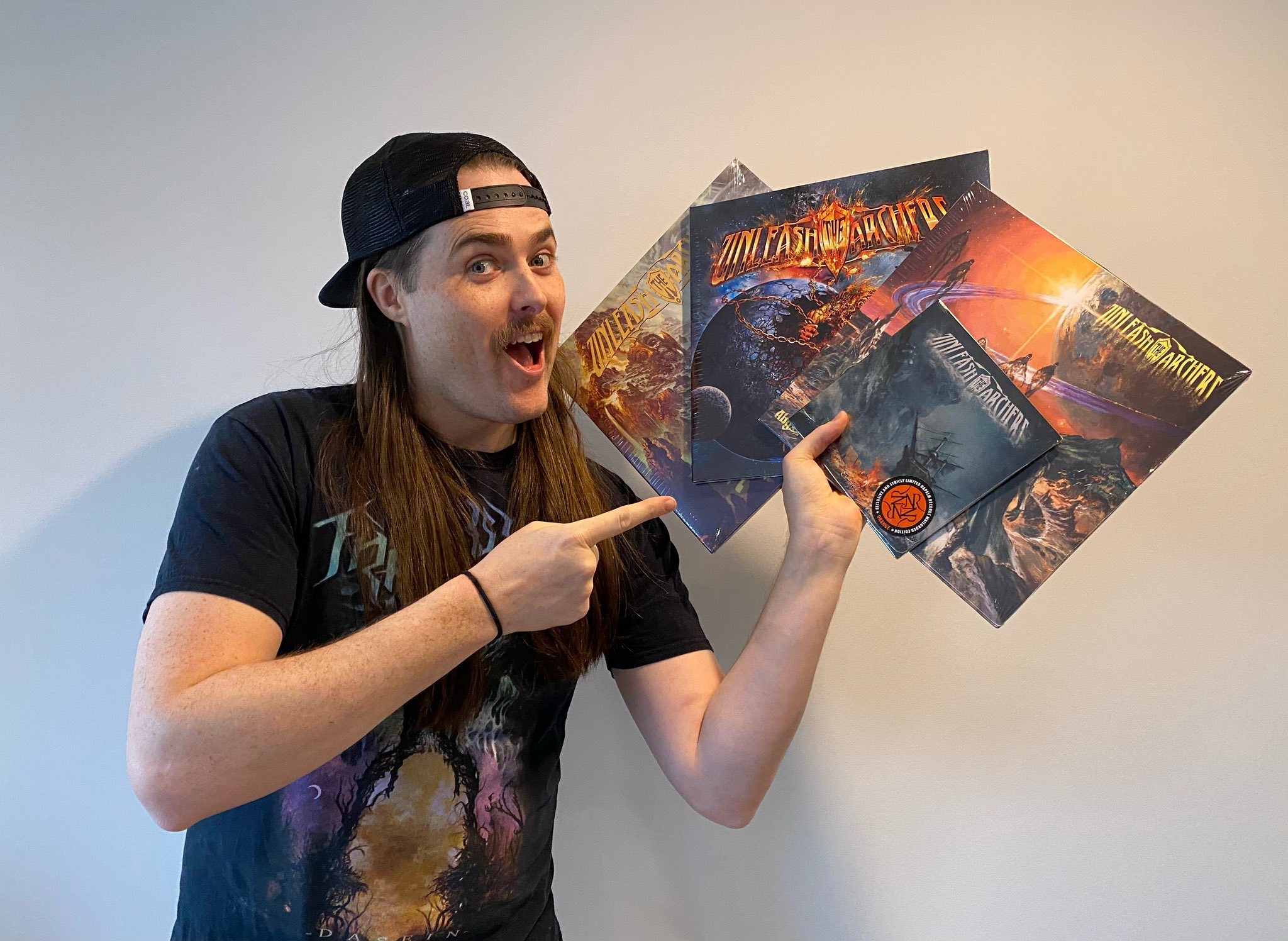 Banda do Dia] Unleash The Archers