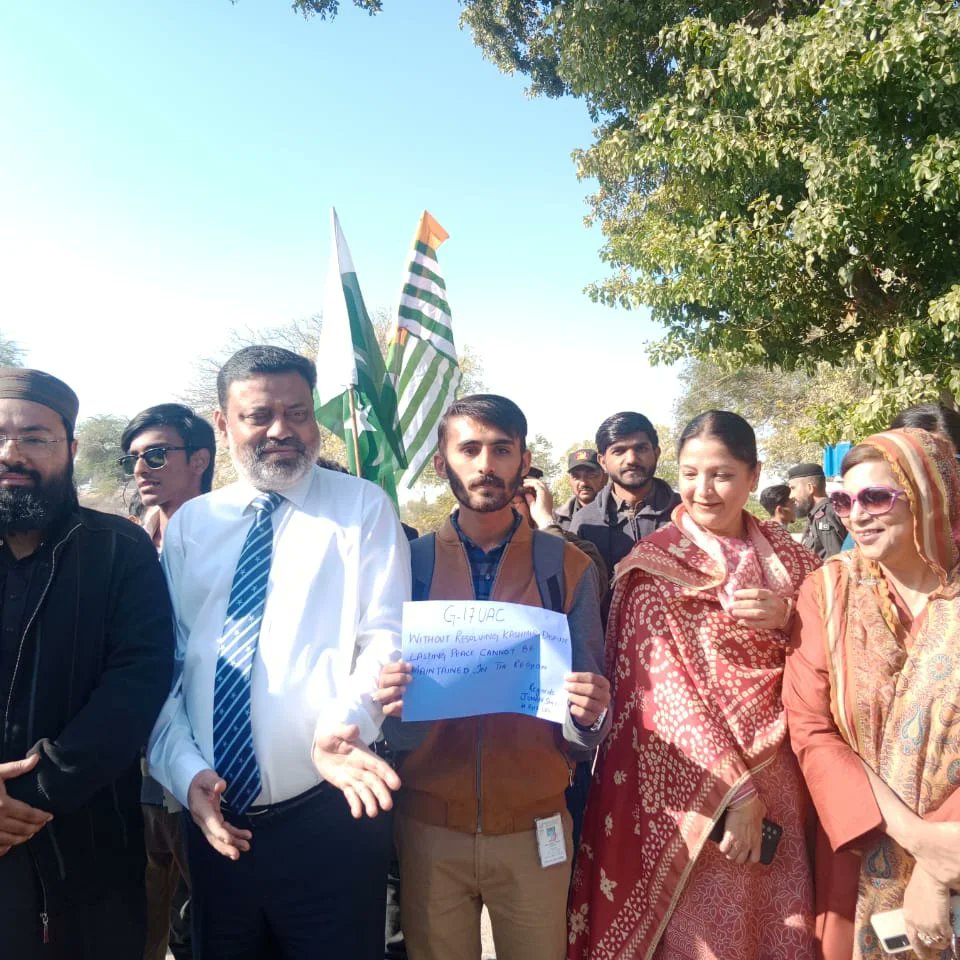 G17Pakistan's tweet photo. *Without resolving kashmir dispute, lasting peace can not be maintained in the region*
Being an ambassador of SDG-16 Peace, Justice, and strong institutions. M.J. Sheraz serves to encourage and motivate youth to be a part of the Kashmir Solidarity
@g17global
#Kashmir #solidarity https://t.co/AU34pMLCLR