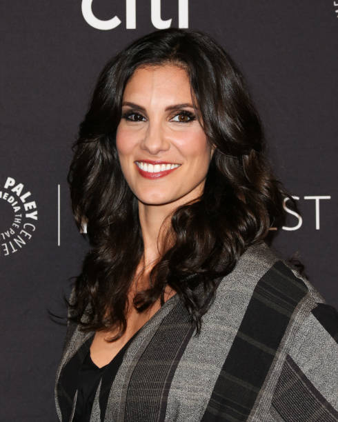 Ritzbitz73's tweet image. #NCISLA #Deeks #Kensi #Densi
📷: Getty Images
IF @NCISLA isn't going to be renewed I REALLY hope this series ends happily for #Densi. Hopefully, Kensi becomes pregnant.