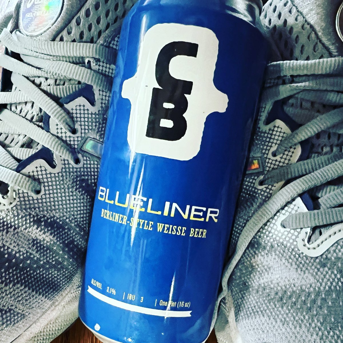 ChieftainDist's tweet photo. How low can you go? When the IBUโs (3) get into a pissing match with the ABV (3.1) to see who can get lower youโve got a beer perfect for athletes, but easy for all to enjoy! Check out the amazing @CahootsBrewing #craftbeer in our portfolio. Cheers from #ChieftainDistribution! https://t.co/QE42Y8aSq9