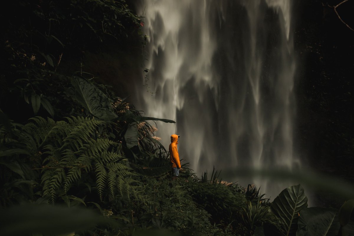 The artist vs the art 🖼️ 

Where do you find the most inspiration? 

I find waterfalls to be the best for me. There’s something so epic about how they carve their own path through absolutely anything. It’s inspiring