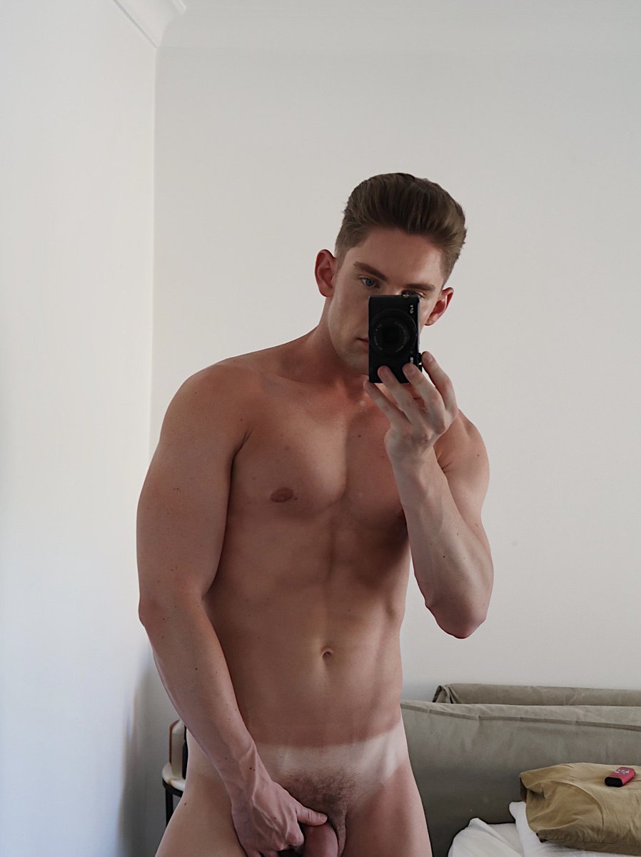 lcatt96's tweet photo. 😏 https://t.co/X4u9RNyatq