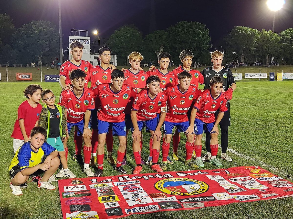 NacionalNH1910's tweet photo. ⚽️Gran triunfo de la Rojita ante Paso de los Toros por 5 a 1 por la ida de los cuartos de final de la zona Sur

Goles: Facundo Rigos x3, Santiago Larrea y Simón Gardiol

Próximo miércoles la vuelta en el Estadio Omar Odriozola de Paso de los Toros https://t.co/GsUPDciYbC