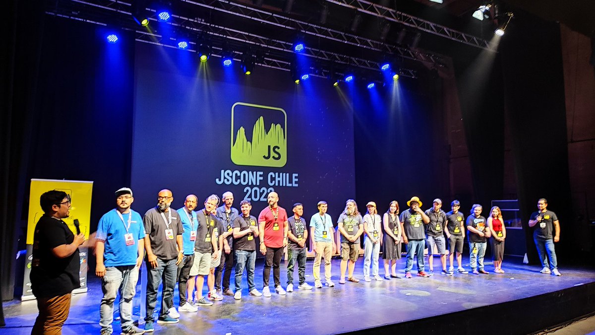 ArmandoRivasV's tweet image. Gracias @jsconfcl por conferencistas de lujo, tanto conocimientos y buena vibra. Excelente evento. #jsconfcl #javascript