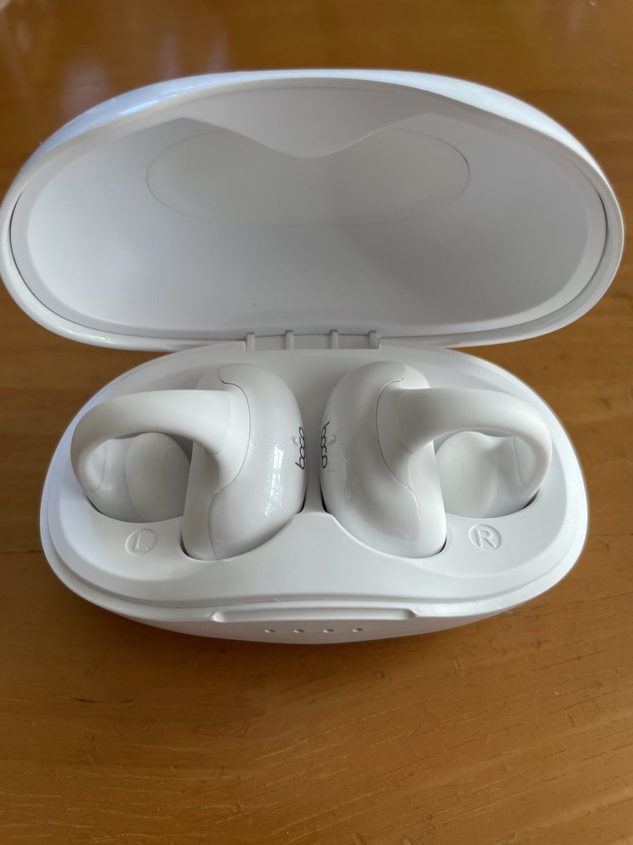 びたわん tweet media