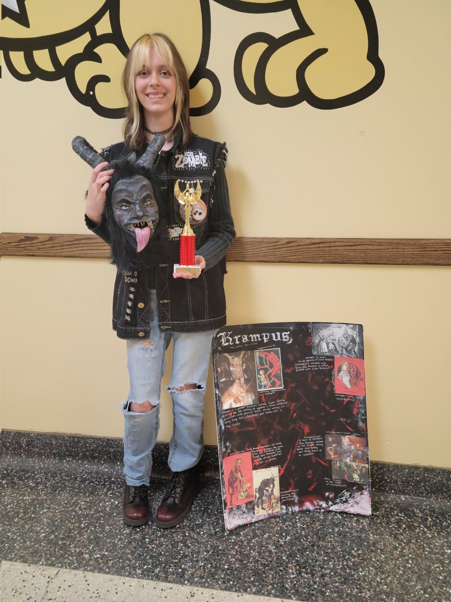 Lillian Shaw was a big winner at the Houstonfest German language competition today at Heights High School. She placed second in arts and crafts, earning her a spot at the state competition at UT in 3 weeks! Gute Leistung, Lillian.