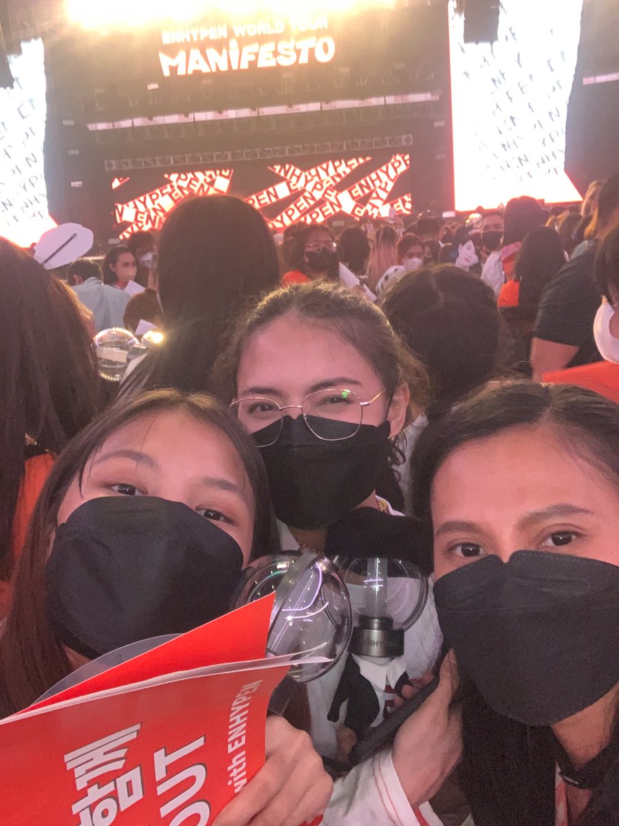 JagiHope's tweet photo. Also, to these ladies who were very helpful and friendly. Sana magkita ulit tayo! 🥹 https://t.co/TsPwzpx65r