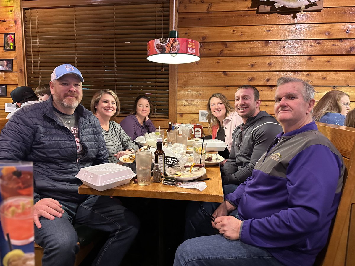 Coach_Caton's tweet photo. What a Great evening together. Got to catch an ISU game and dinner with this Awesome coaching staff and Family. Love You All. #FAMILYSTRONG😈 https://t.co/JA19IqKMhT
