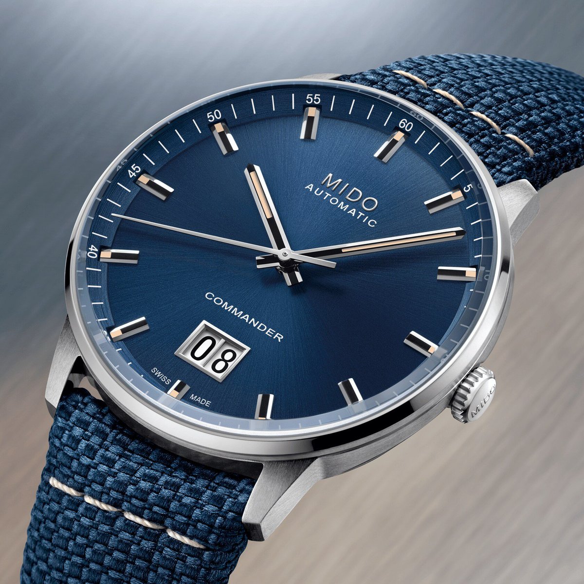 derelojes's tweet photo. Mido Commander Big Date azul M021.626.17.041.00. Una nueva referencia del Commander con gran ventana de fecha, en azul y con un aspecto fantásticamente elegante https://t.co/l0xvdI9dVA #Mido #MidoCommander #derelojes https://t.co/VJY6MeyEVd