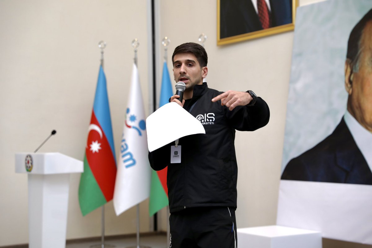 "Gənc Liderlər üçün Qış Universiteti"nin növbəti mövsümünə start verdik❄️

#davam2023 #davamgenclerherekati