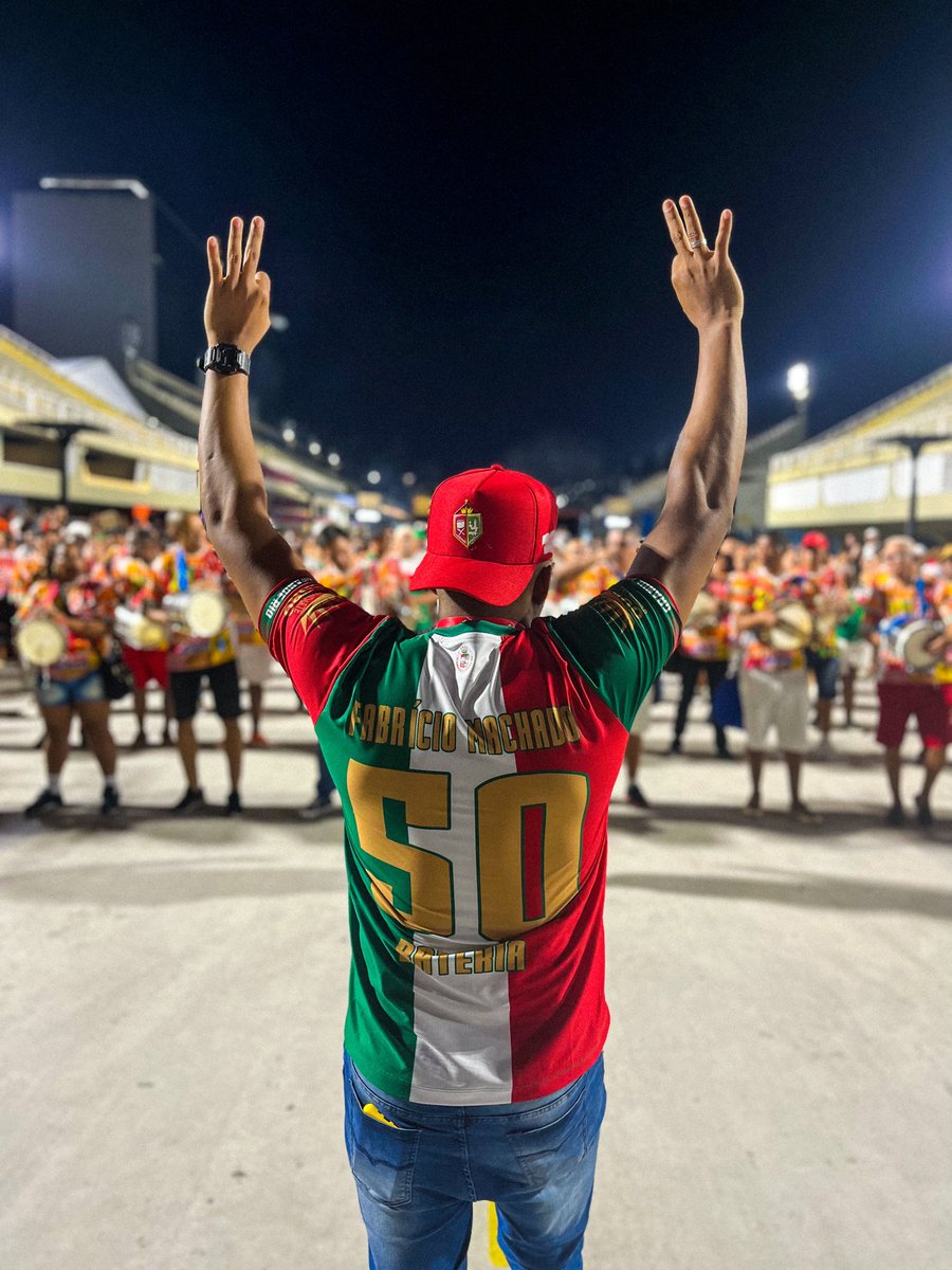 Granderio's tweet photo. Um pouco do que foi nosso ensaio de bateria ontem no solo sagrado do Carnaval. Daqui a pouco estaremos na Brigadeiro porque agora é foco e força total! 😍💚❤️ #GrandeRio2023 https://t.co/k6OYyT1FBA
