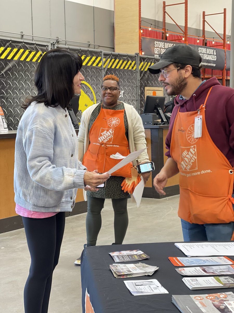 specialtyds's tweet photo. Pushing Leads All Day!☀️ @Sarahisthebomb_ @Ramona_Coleman_ @smitty04 https://t.co/hzVHL98BWf