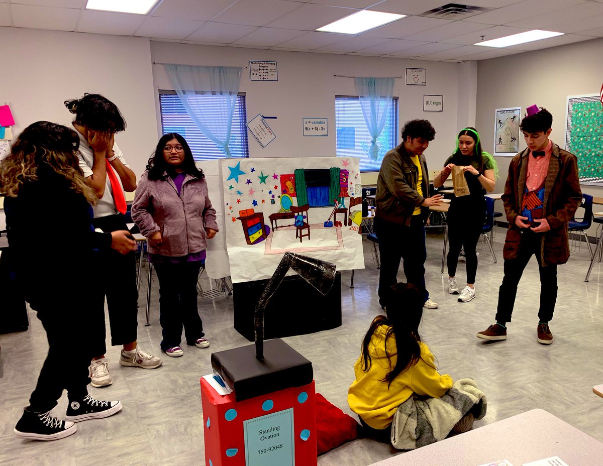 SandyMRomo_PHHS's tweet photo. Inside out to Outside In🎭 A flipped script to address #mentalhealth Bravo to the brilliant young talents of @PHills_HS #MentalHealthMatters @SocorroISD @SBA_PHHS @WeAreTexasDI @westtexasdi #TXDI #sayyestocreativity #creativtybus @gtalamantesPHHS @LoriGomez_PHHS @bridge_bridgett https://t.co/FVwzoKZss3