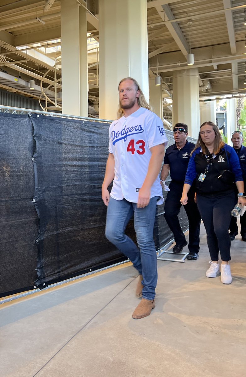 RT @ByBlakeWilliams: Thor #Dodgers https://t.co/ss0ClDcLlc