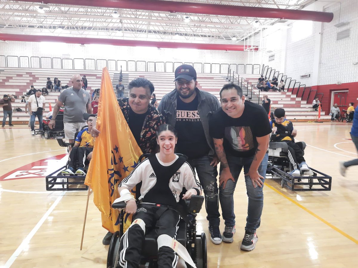 PowerchairMx's tweet photo. Este deporte también es de ellas y para ellas. ⚽️👨🏻‍🦼👍🏻♿️ https://t.co/eO3NE996kO