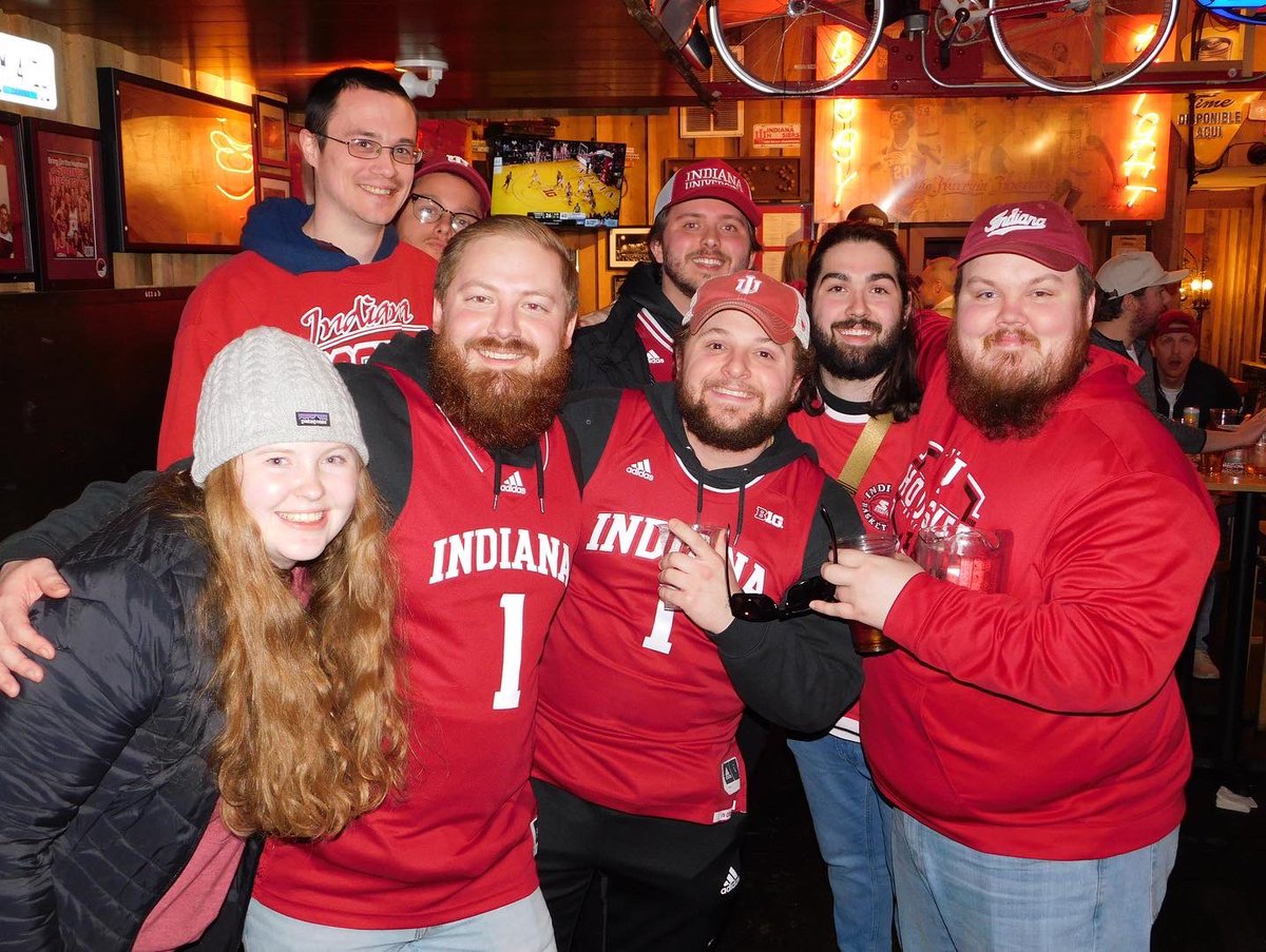NicksEnglishHut's tweet photo. Feelin’ good at the Hut. #GoHoosiers #BeatPurdue #NicksEnglisHut #NEH #NicksNation #VisitBtown https://t.co/OxmyQSMDQE