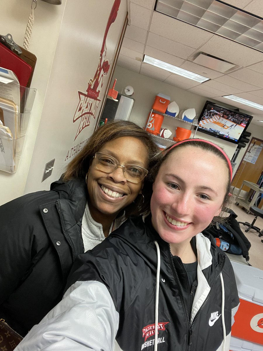 joystewart03's tweet photo. Had the pleasure of running into a few recent OPC legends today! Kait Carter, John Washington, Mason Williams #PCProud https://t.co/5uV4PPov9d