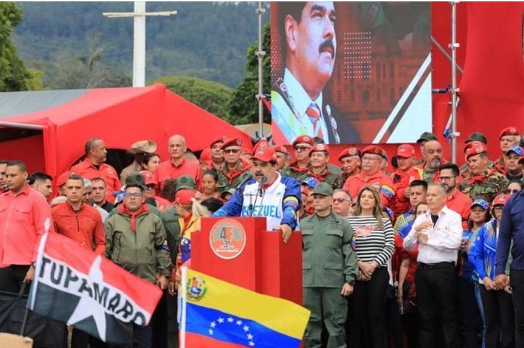 En cualquier circunstancia que se presente TUPAMARO siempre va a estar en primera fila Defendiendo Los Intereses Sagrados De La Patria Y La Revolución 
#4FRebeliónContraElImperio 
#LealesSiempreEsclavosNunca 
#TupamaroEjemploDeLucha 
#TROPA