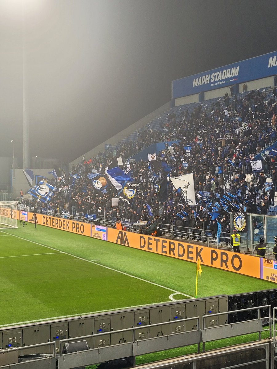 RaphaG1907's tweet photo. Sassuolo, Reggio Emilia 🇮🇹 

Serie A
US Sassuolo vs. Atalanta Bergamo 

#USSassuolo #Sassuolo #ForzaSasol #AtalantaBergamo #Atalanta #Bergamo #BergAMO #ForzaAtalanta #SassuoloAtalanta #MapeiStadium #SerieA #SerieATIM #groundhopping #groundhopper #thechickenbaltichronicles https://t.co/Vqm5G9rGob