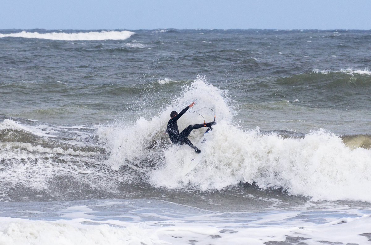 Vogt20's tweet photo. Saturday at the Poles

@SurfnWeatherman @surfline 

#WillVogtPhotography #SonyAlpha #VoidLive #Florida #Waves #JaxBeach https://t.co/THuX5zoQYC