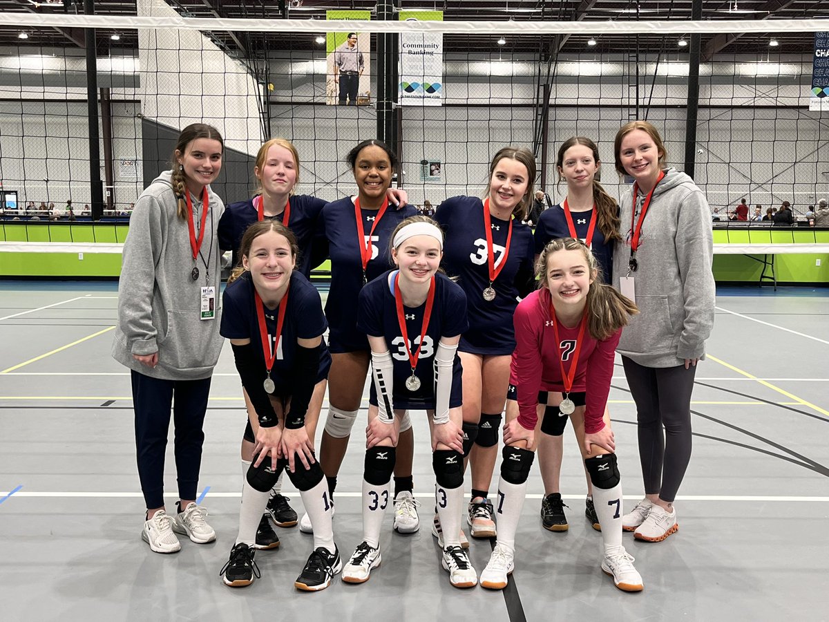 pvbozark's tweet photo. GREAT weekend for our Mid MO 13-1s as they bring home 2nd place from the Apex VB Classic #performancefamily https://t.co/iHvzvsxaaL