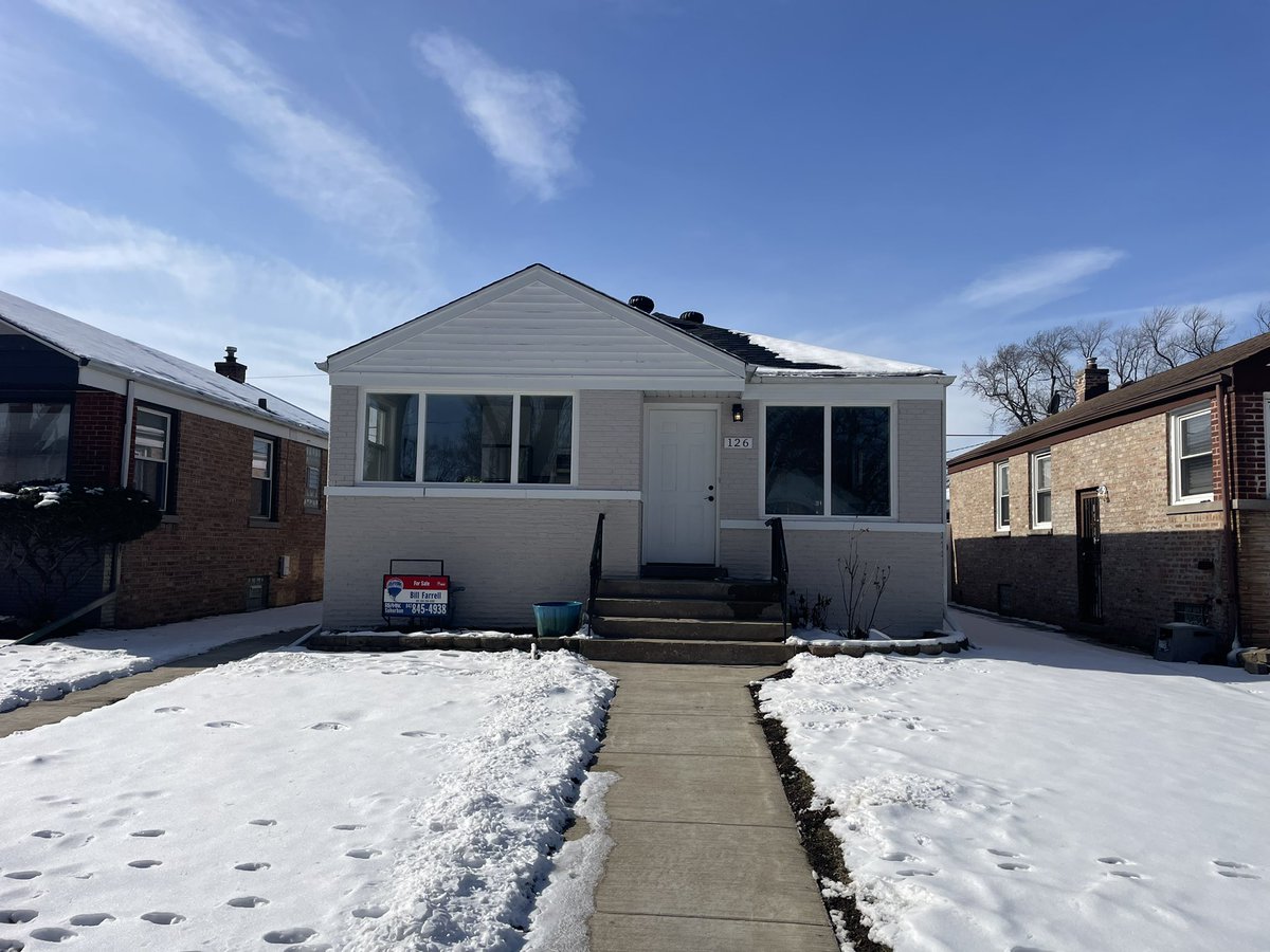 williegermino's tweet photo. Saturday afternoon inspection in Bellwood with agent/ broker Ebony Hardin of Hunter Realty.
#homeinspection #anotherjob #sameday #GODISGOOD #realtoragent #ashicertifiedinspector #nicashi #wzghomeinspection #highqualityinspection #forclientsatisfaction #investor #clientbuyer #wzg# https://t.co/plsSq6IbyV