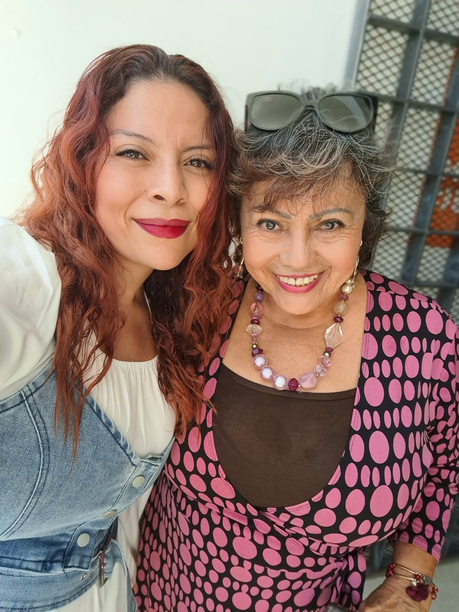 TrabajadoresGro's tweet photo. Seguimos en la 5ta edición del #MercaditoNaranja ✌🏻🧡🍊 https://t.co/NEMEGJ1vSs
