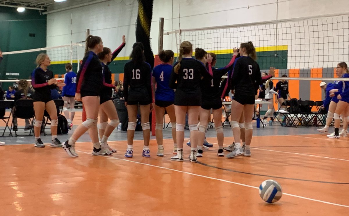 Beazley_60's tweet photo. Finishing 3-0 on the day. HVVC 15 Blue on a roll @beaz_clare11 #TeamWhoDat https://t.co/TUpiqCgTIB