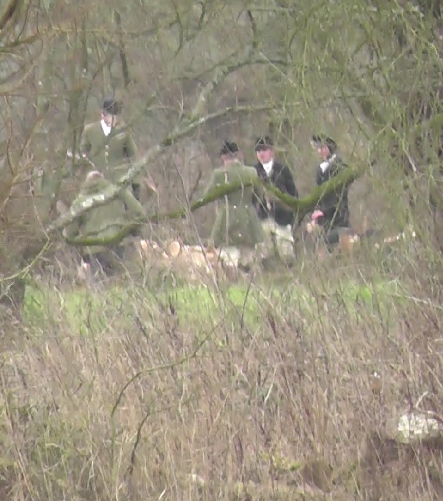 NDHuntSabs's tweet photo. Horrific - BSV chased a fox to ground under a bridge. Hounds on all sides digging, hunt staff jumping up and down on top trying to flush it out and terrierman poking at it with drain rods! Can you imagine the terror this poor fox must have felt. I only hope we got there in time. https://t.co/GSERMD2mYT