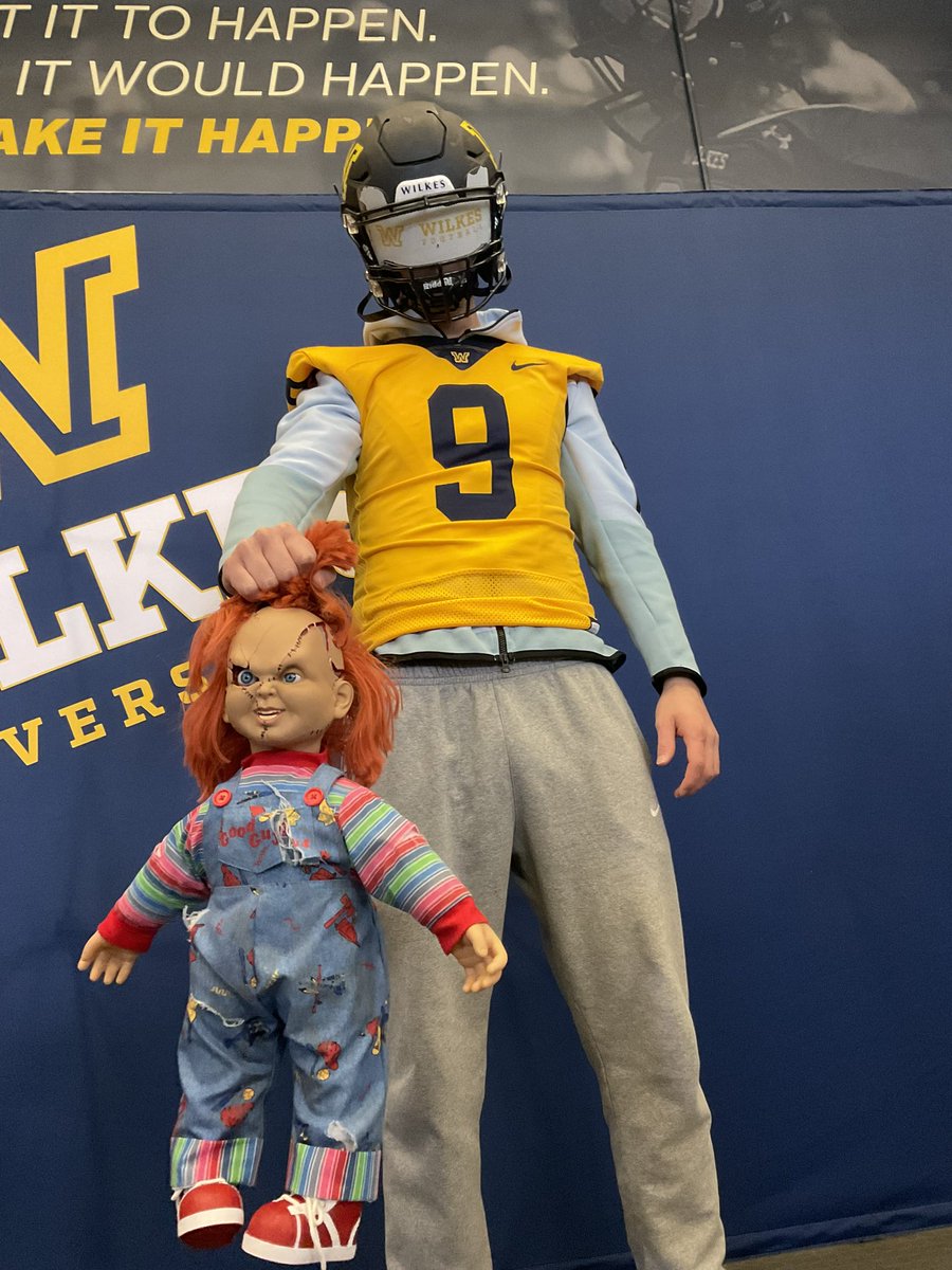 Jake Johnson tweet media