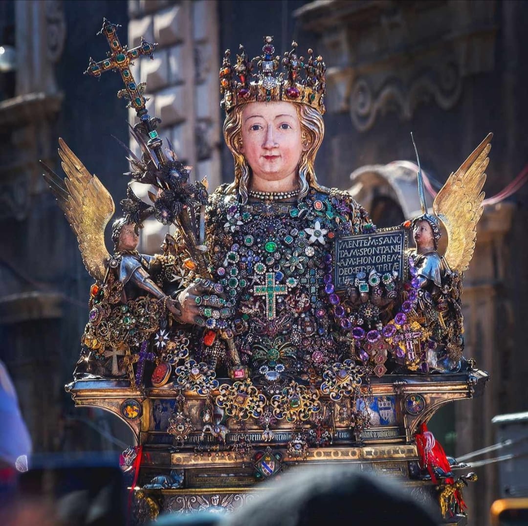 FedercacciaCT's tweet photo. Ricorrenza litugica di Sant'Agata, Patrona di Catania, buone feste a tutti.
#agata2023 #devotitutti #catania https://t.co/yx1xa7Vwqz