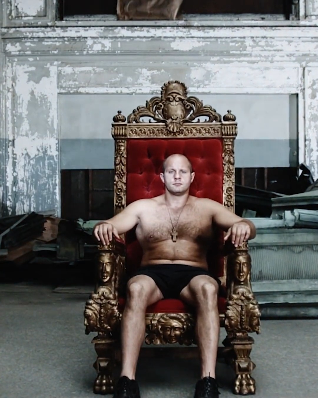 FoKMGb_agAMQtaM.jpg:large