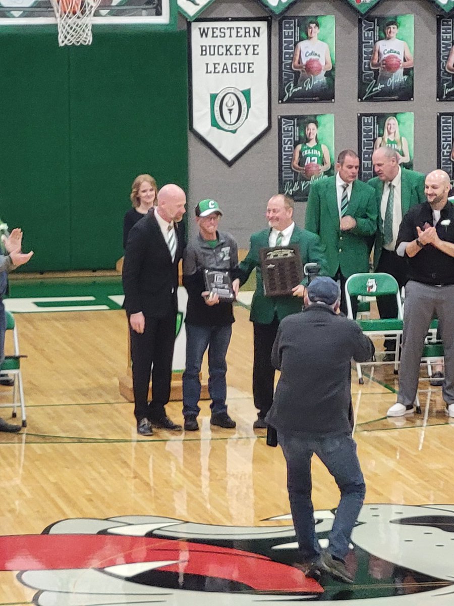 RedFlyerBengal's tweet photo. Big night for my brother Bill, very first recipient of Celina's "Pride of the Bulldog" award. Very deserving for Celina's #1 fan! https://t.co/TocXJfVtsQ