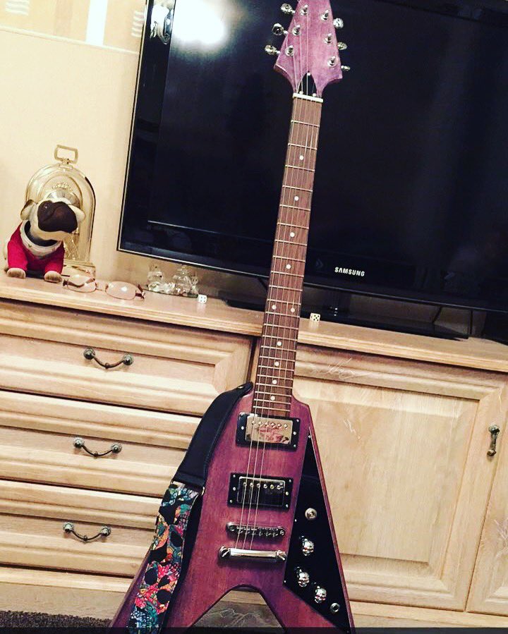 KatieHiII's tweet photo. @Sqaishey I created / built a guitar once from scratch 🥰👌🏻 https://t.co/3lNbYLO7Oa